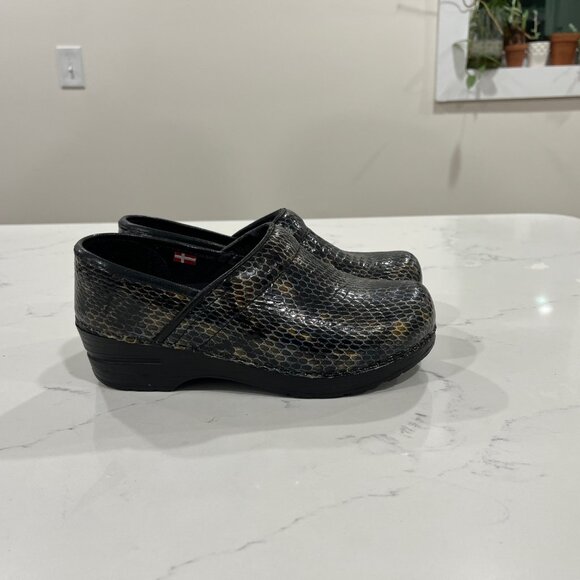 Sanita Original Danish Professional Snake Print Clogs Shoes 36 / 5.5 US - Picture 10 of 10